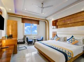The York Legacy Hotel - 2 Minutes Walk From New Delhi Railway Station