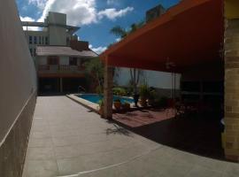 Apart Ma & Cris, готель у місті Термас-де-Ріо-Ондо