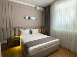 Laurel Hotel