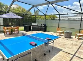 Rose Garden Getaway with Oversized Hot Tub