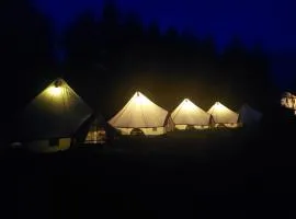 Kemp v areálu pivovaru Malý Janek z Jinec
