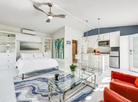 Golf, Shop and Hike Sleek Rancho Mirage Studio