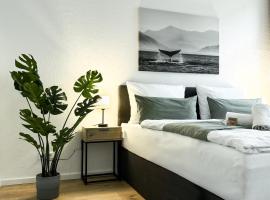 Stobbe Stays I Zentral I Parkplatz I Kingsize I 116qm, golf hotel in Hannover