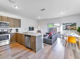 Family Comfort Near Top Spots-Relaxing Stay for Everyone