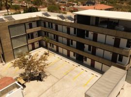 Hotel Grow, hotel v mestu Calaverna