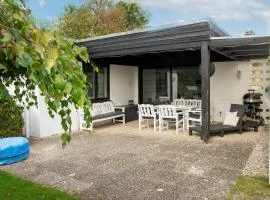 Bungalow Four Seasons