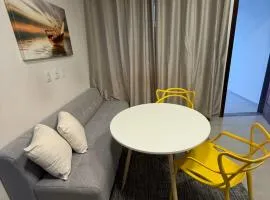 Loft com 2 Qts e garagem em área nobre