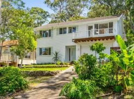 The White House at Pearl Beach