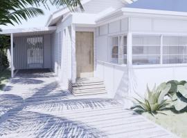 The Cottage at Pearl Beach, hotel in Pearl Beach