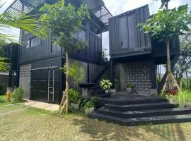 Polpo Nero Villa