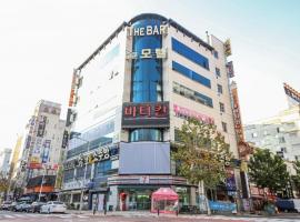 Vatican Hotel Sangmu, hotel in Gwangju