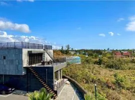 Jeju 2F detached luxury private townhouse open healing view, terrace bbq