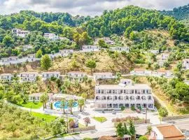 Belvedere Village