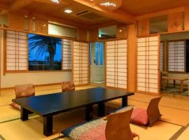 WAGU BEACH HOUSE Japonica
