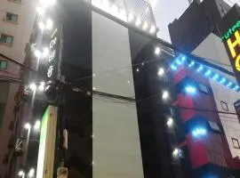 Jongro Nova