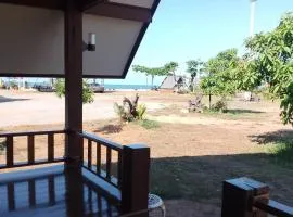 หาดกำนันแคมป์ปิ้ง&ซีฟู๊ด