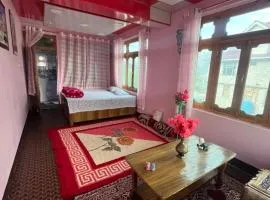 Mountain Paradise Homestay Kalpa