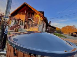 Casa Mis, hotel en Baia de Fier