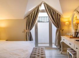 Pinehill Hotel & Suites