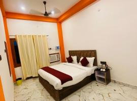 Hotel Laxmanam Residency - 900 meters from Shree Ram Temple Ayodhya, hotel in Ayodhya