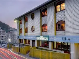 Sonam Delek Gangtok Tibet Road