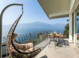 Lake View Villa Mercurio with Shared Pool