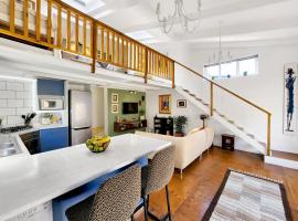 The Loft on Tudor, apartment in Tokai