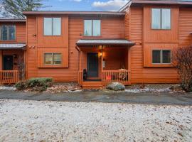 Tannery 64H - Family Retreat with Modern Comforts, hotel in North Creek