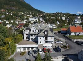 Ole Bull Akademiet, budgethotell i Vossevangen