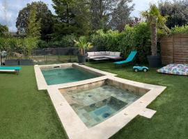 Luxury House Family&rsquo;s