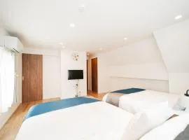 Open Sale Shinjuku 401 Great Location 2 mins to station New Building Max for 6 people