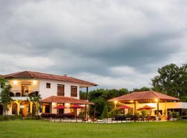 La Herencia Hotel, hotel blizu aerodroma Međunarodni aerodrom El Edén - AXM, 