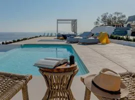 Santorini's Rising Sun Private Villa