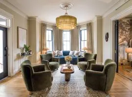 The Royce - Two Luxury Family Homes in Downtown Newport
