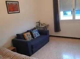 Peaceful room, Thuir centre, view Le Canigou