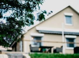 T&oacute; kincse Ny&iacute;rjes vend&eacute;gh&aacute;z, hotel de playa en Balassagyarmat