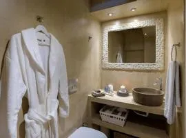 Perfect Santorini Villa 2 Bedrooms Michelangelo Beach Villa