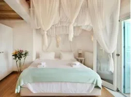 Super Deluxe Mykonos Villa Villa Celestial Vista 11 Bedrooms 2 Private Infinity Pools Helipad Kastro