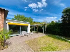 Casa Fee