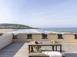 4 Out Of The Blue, Croyde - Free Parking & WiFi - Pet Friendly, Hotel in Croyde