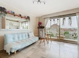 Charming quiet apartment near Disney