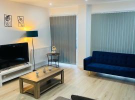 FlexiLux Stays - Luxury Brand New Apt L1B233, hotel em Goodmayes