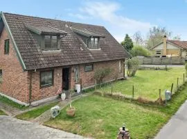 3 Bedroom Cozy Home In Rørvig