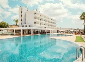 Piere - Anne Beach Hotel