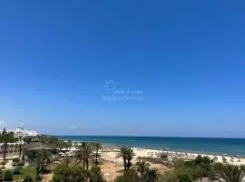 Beautiful Seafront Vacation Apartment