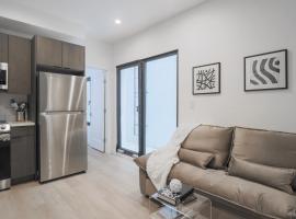 Unit 2 Cozy One bed in the heart of Dc، مكان إقامة مع الخدمة الذاتية لإعداد الطعام في واشنطن