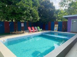 Capital O 91153 Chalet Dusun Duriyan, hotel v destinaci Kampong Bukit Tumboh