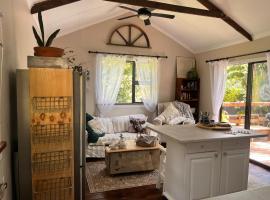 Griffin's Nest Cottage、ムババーネのホテル