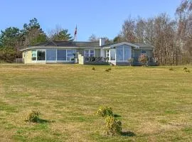 Three-Bedroom Holiday Home In Orsted