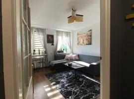 Apartament kawalerka pokój dwuosobowy